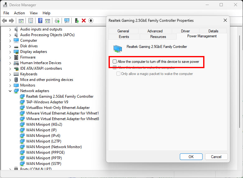หน้าต่าง Device Manager บน Windows แสดงการตั้งค่า Properties ของ Network Adapter ในแท็บ Power Management โดยมีกรอบสีแดงเน้นจุดที่ต้องนำเครื่องหมายถูกออกจากช่อง Allow the computer to turn off this device to save power เพื่อป้องกันปัญหาอินเทอร์เน็ตหลุดบ่อย